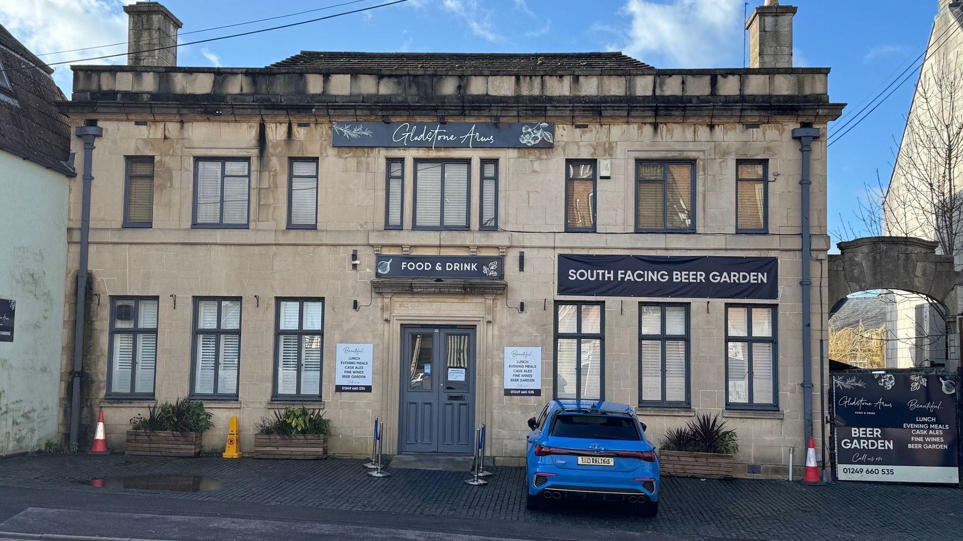 Gladstone Arms