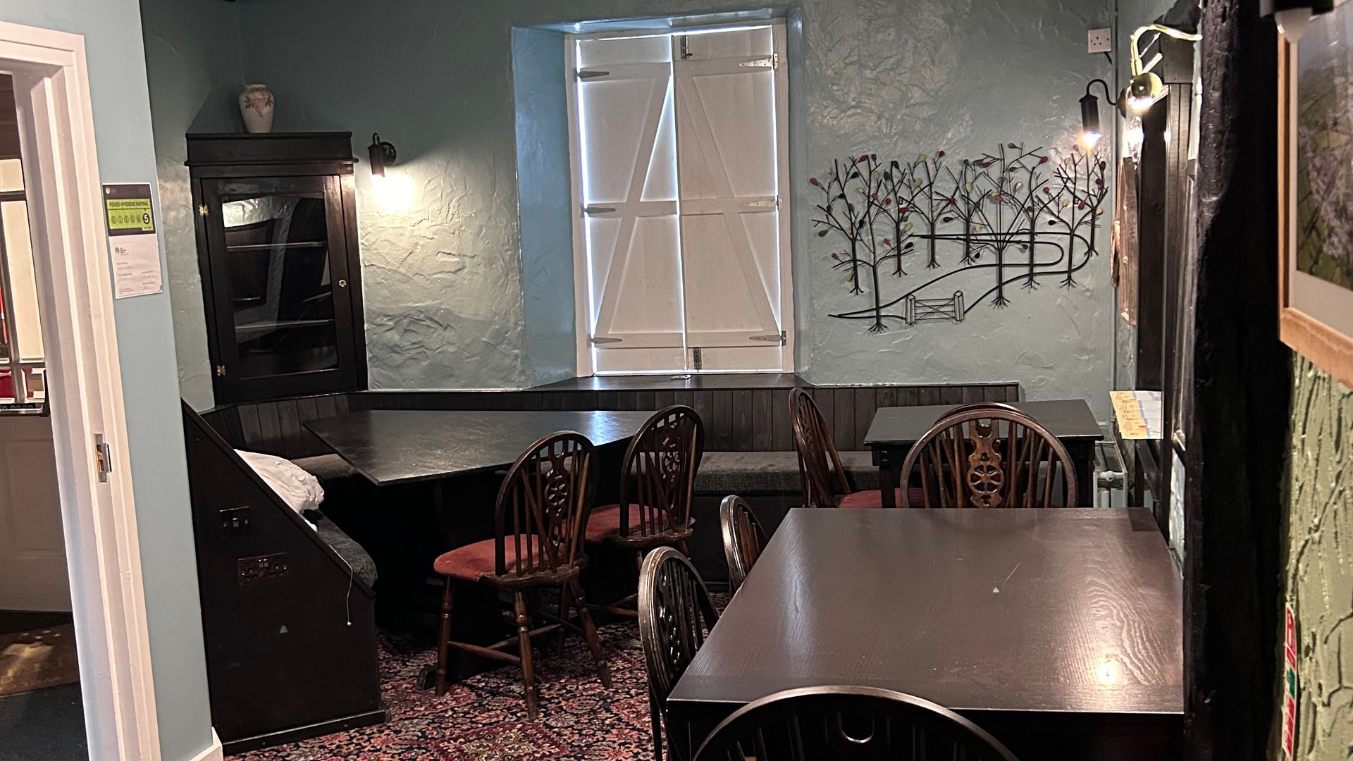 Inside seating, Bettle & Chisel