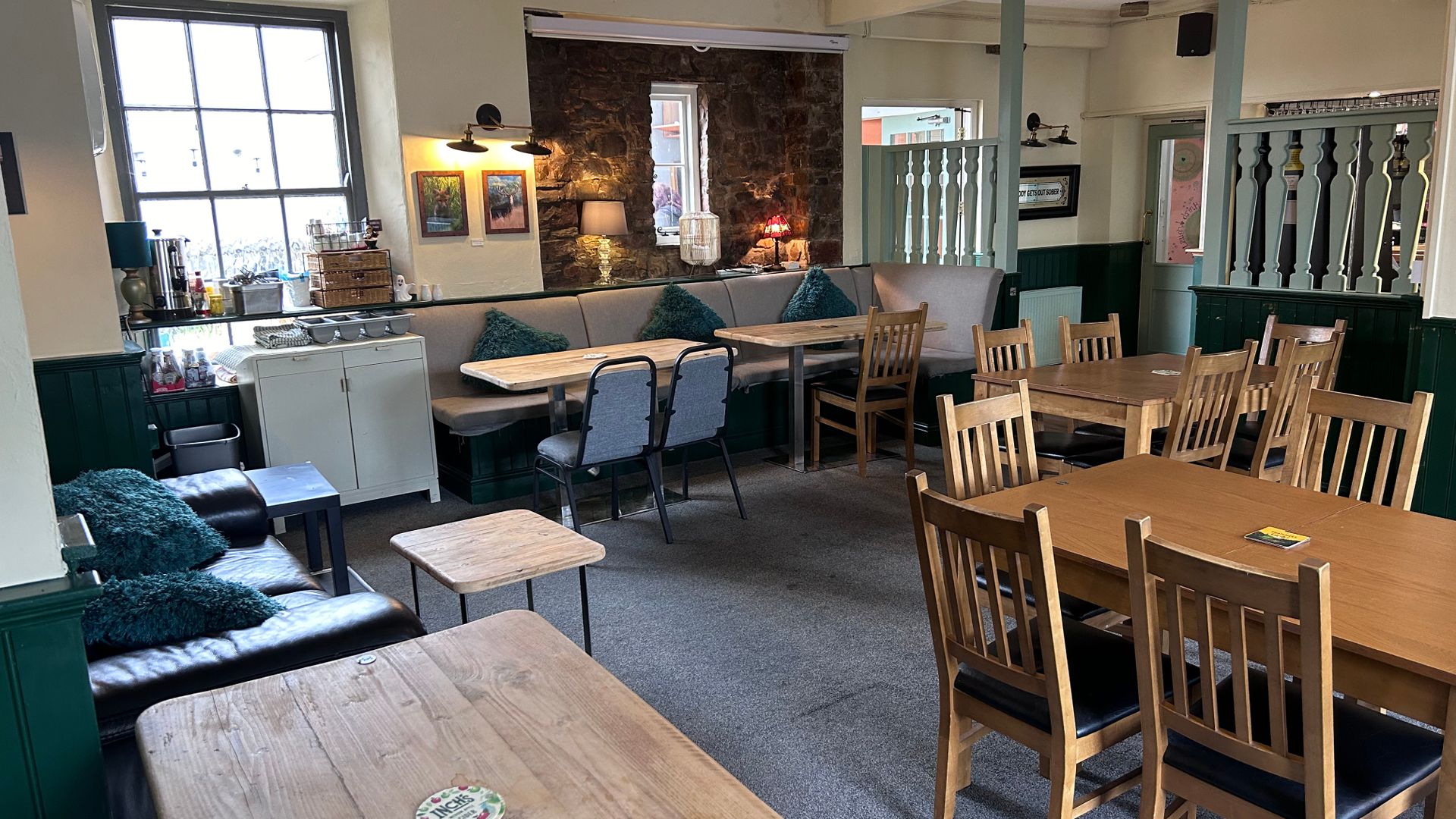 Inside seating, Rolle Quay Inn