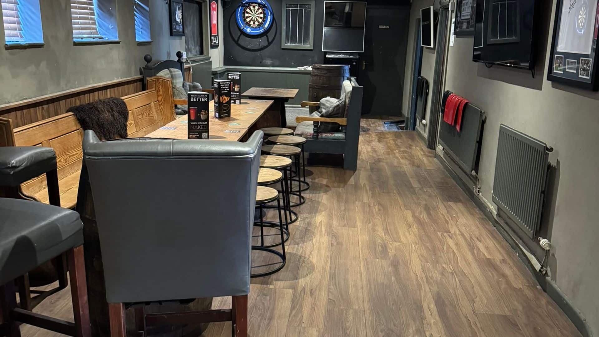 Rose and Crown seating