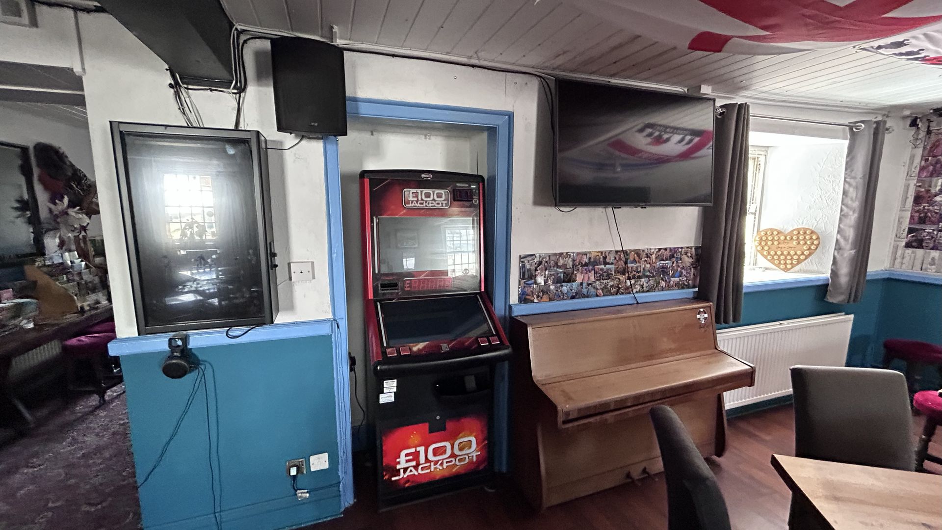 Gaming area, Four Lords