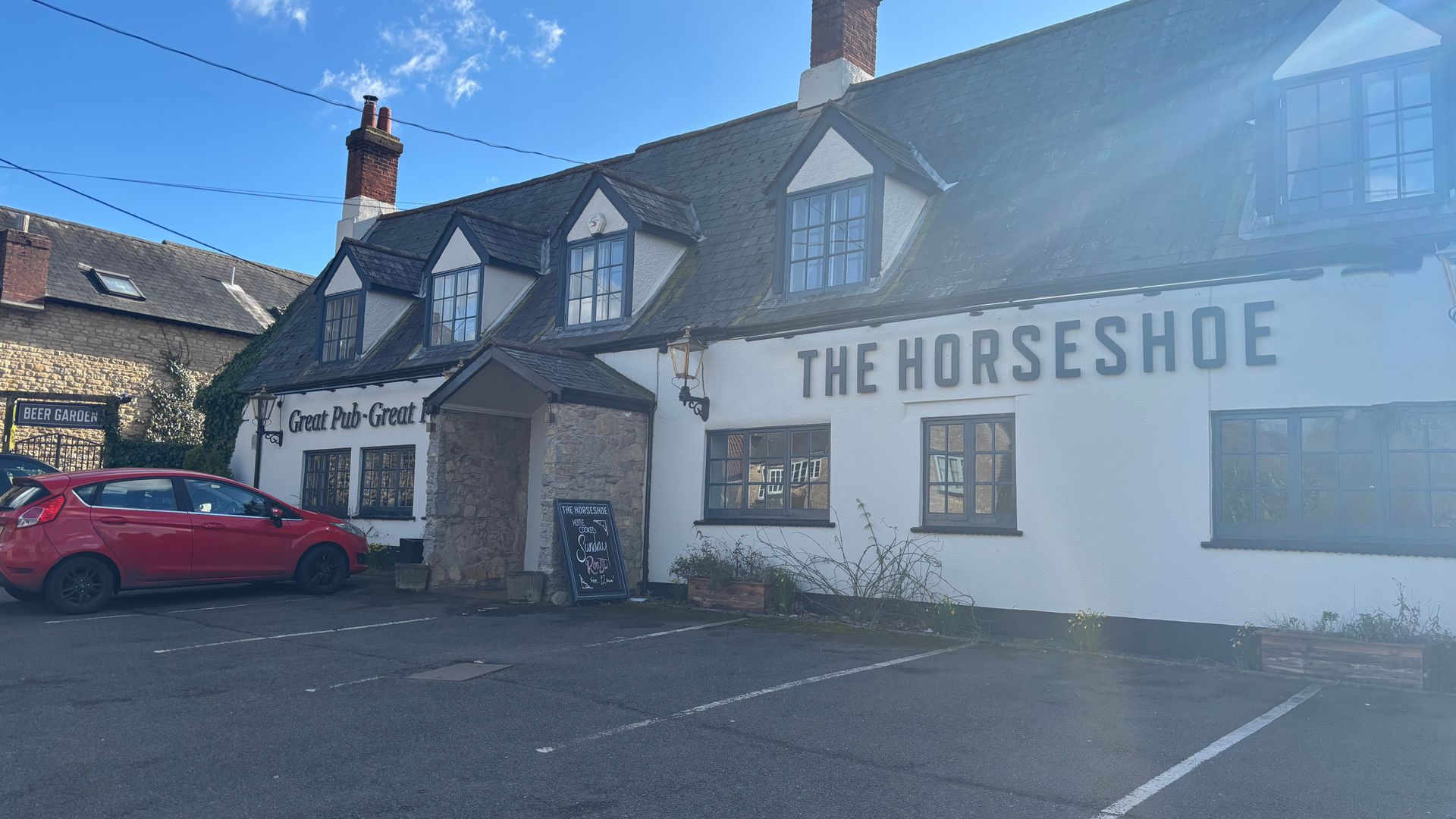 The Horseshoe Pub & Restaurant