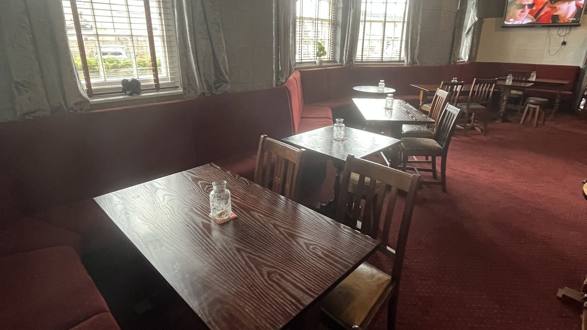 Additional seating, Abbey Hotel