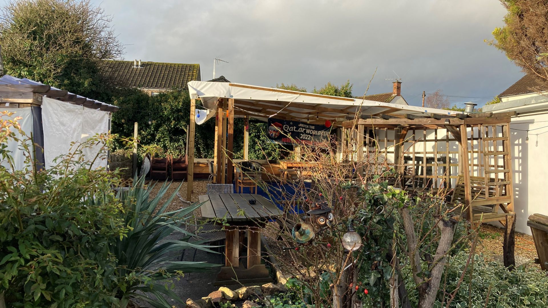 Beer garden, Cheddar Valley Inn