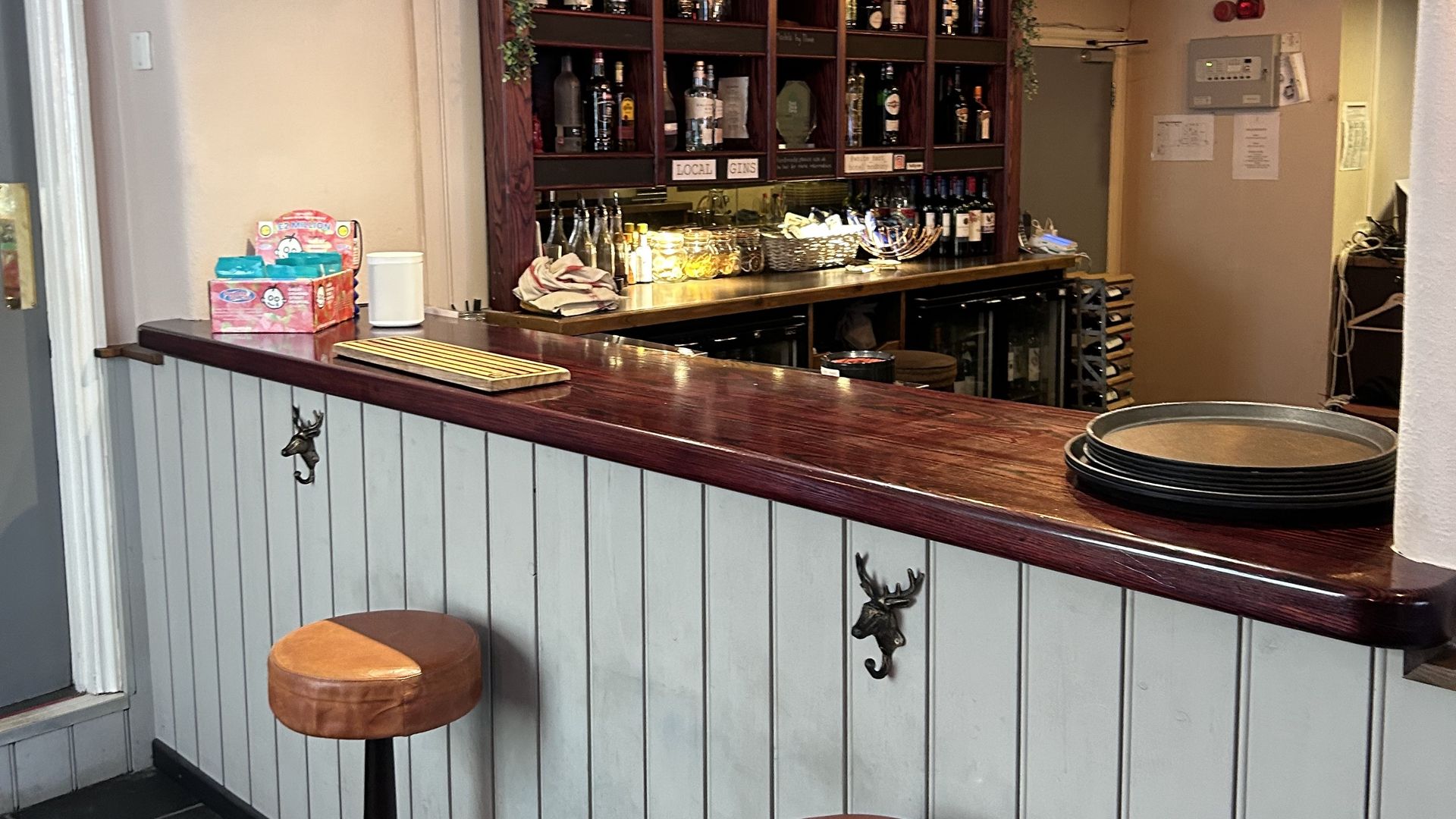 Serving area at the White Hart