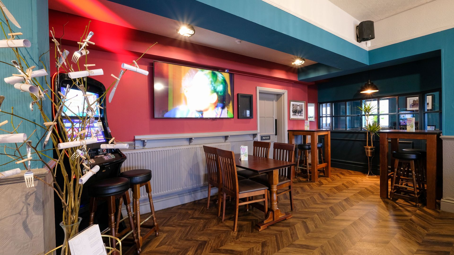 Inside seating, Kettlethorpe