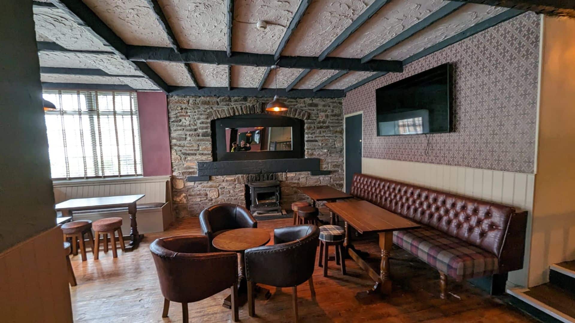 Couch seats The Star Inn