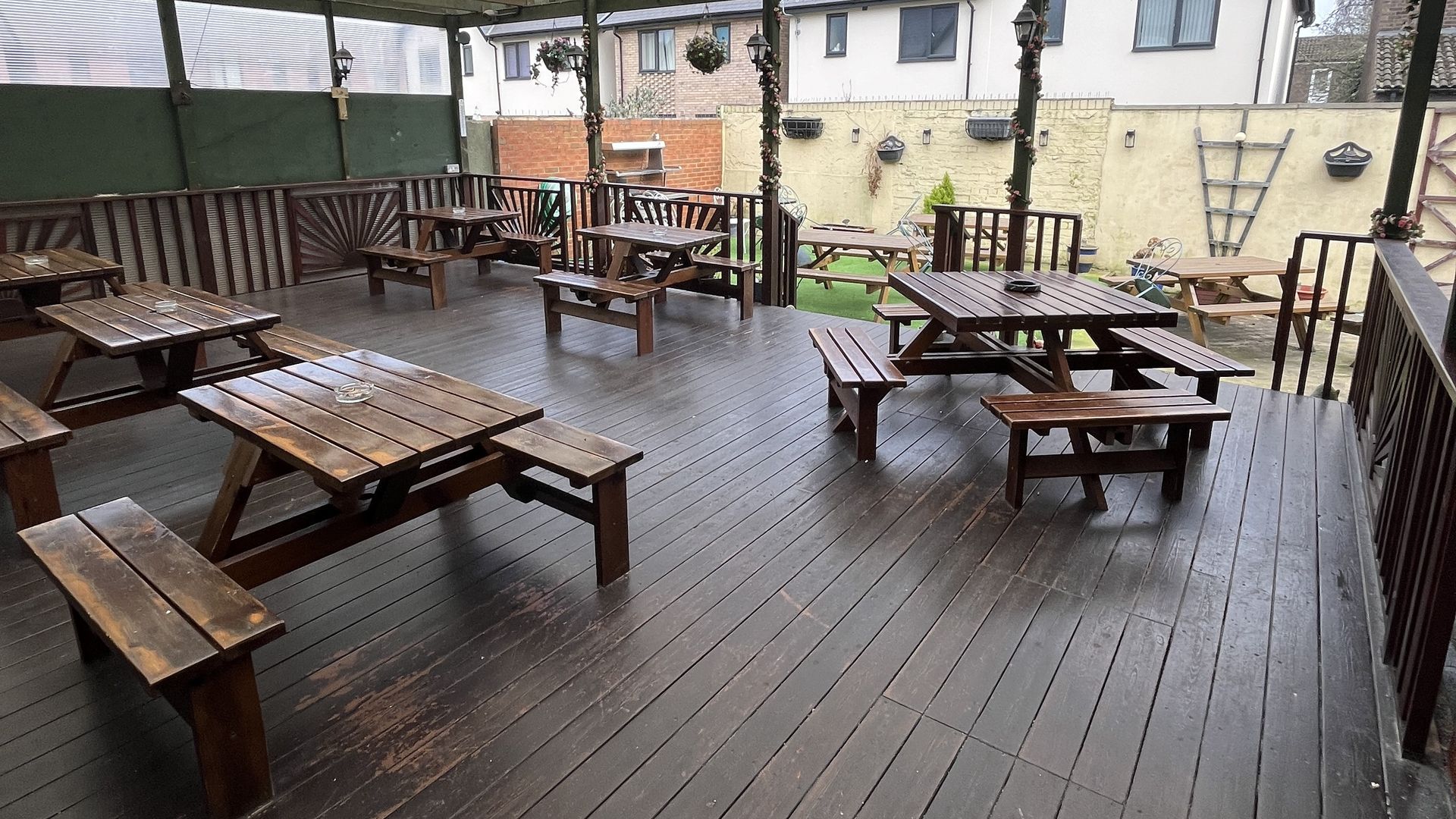 Talbot Inn Beer garden