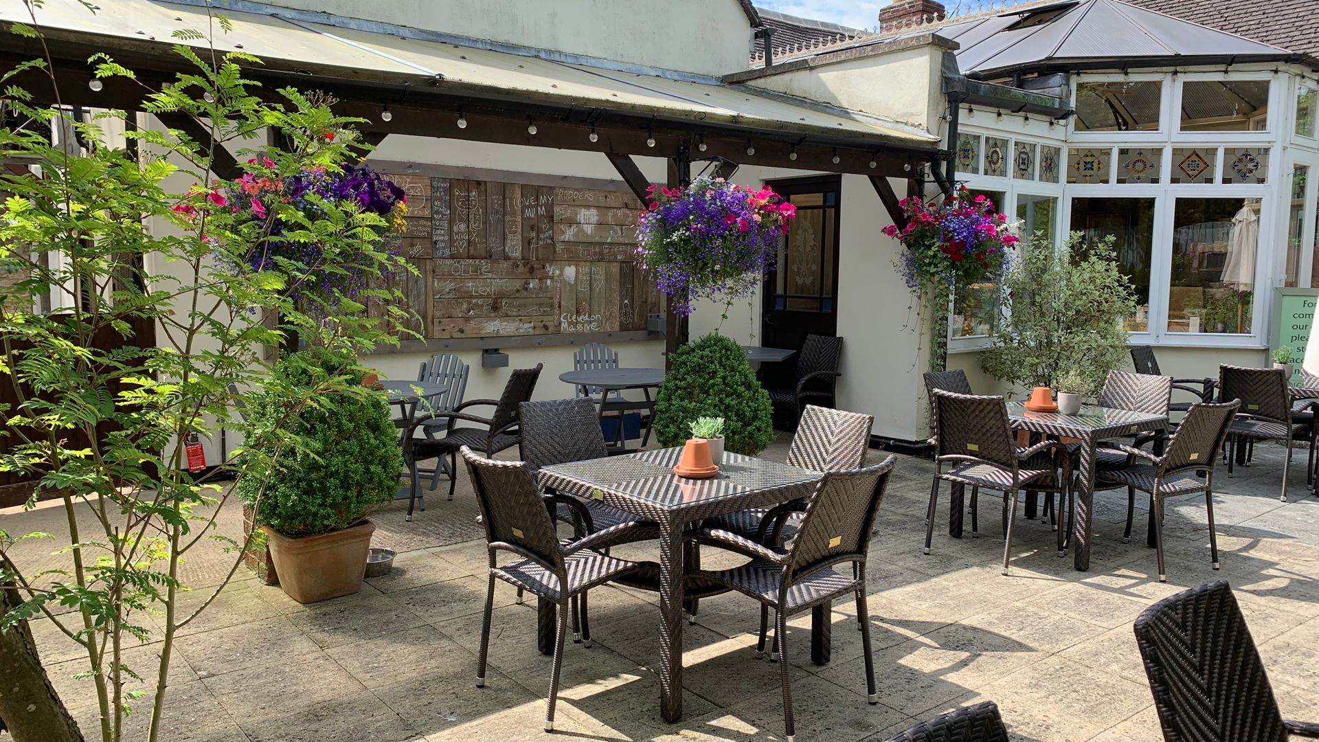 Outside seating, Kilkeney Inn