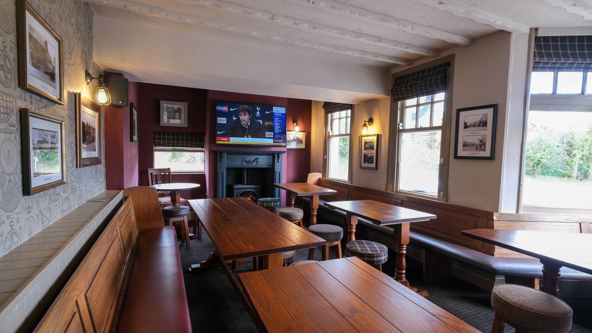 Inside seating, Anchor Inn