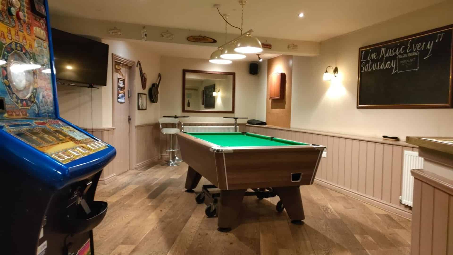 Pool table inside the White Hart